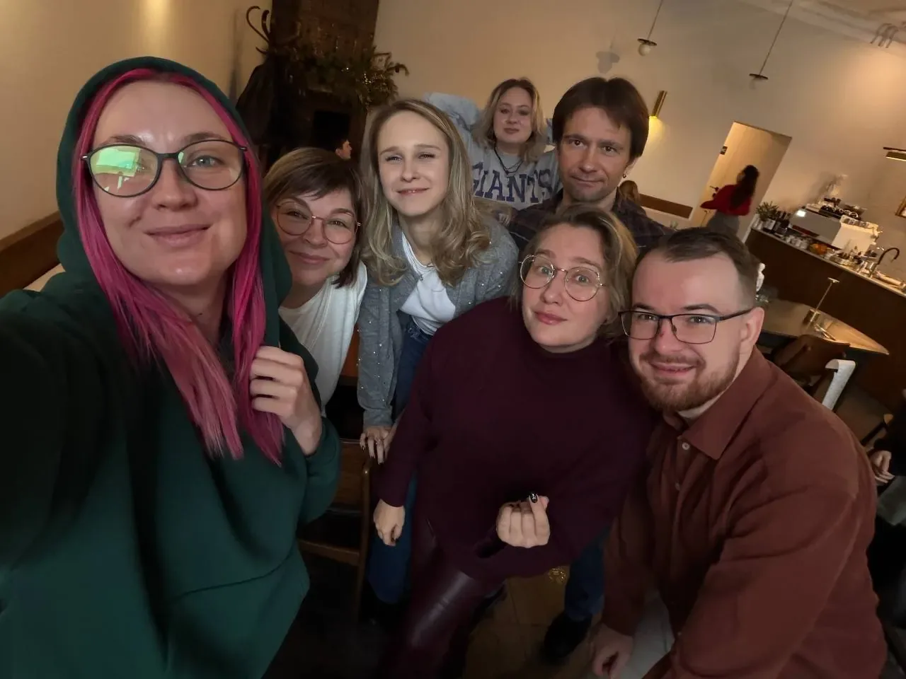 Селфи участников Сучьей Фабрики на встрече